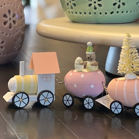 Only 1 Left❗️Easter Train - Picture 13 of 14